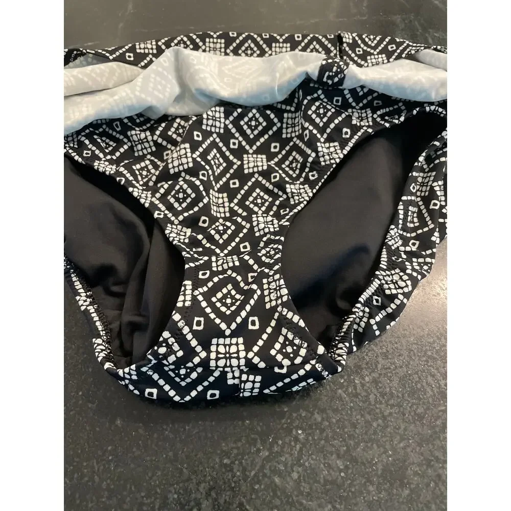Land's End Swim Skirt black and white geo print size 14